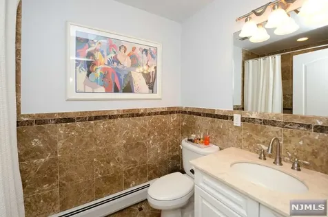 6 Skymark Court Upper Saddle River NJ 07458