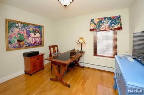 6 Skymark Court Upper Saddle River NJ 07458