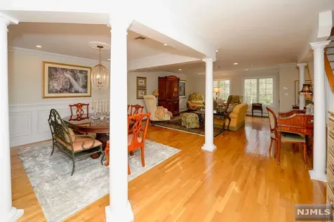 6 Skymark Court Upper Saddle River NJ 07458