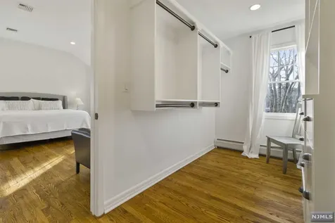 122 Brookview Drive Woodcliff Lake NJ 07677