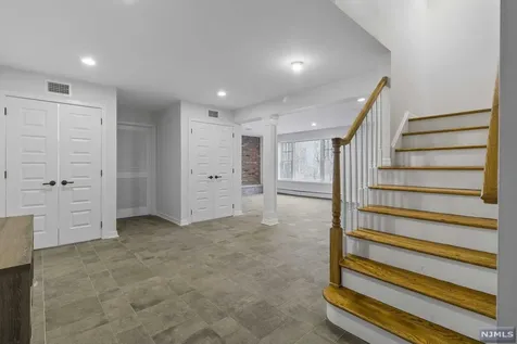 122 Brookview Drive Woodcliff Lake NJ 07677