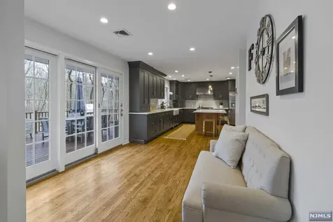 122 Brookview Drive Woodcliff Lake NJ 07677