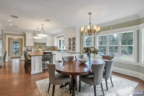 400 Hollywood Avenue Ho-ho-kus NJ 07423