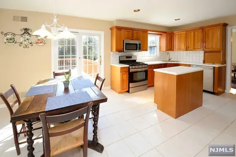 14 Cobblestone Lane Ramsey NJ 07446