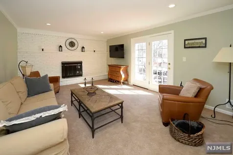 14 Cobblestone Lane Ramsey NJ 07446