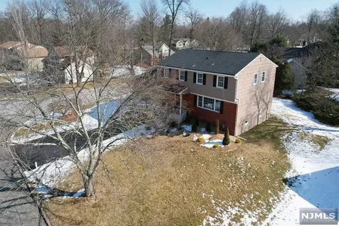 14 Cobblestone Lane Ramsey NJ 07446