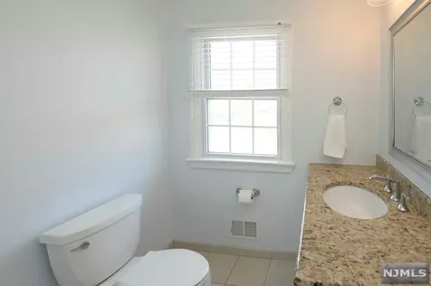 14 Cobblestone Lane Ramsey NJ 07446