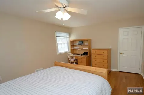 14 Cobblestone Lane Ramsey NJ 07446