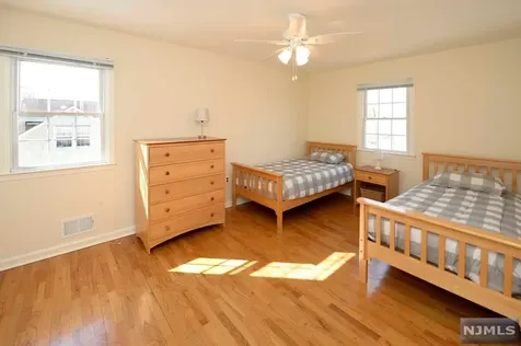 14 Cobblestone Lane Ramsey NJ 07446