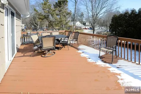 14 Cobblestone Lane Ramsey NJ 07446
