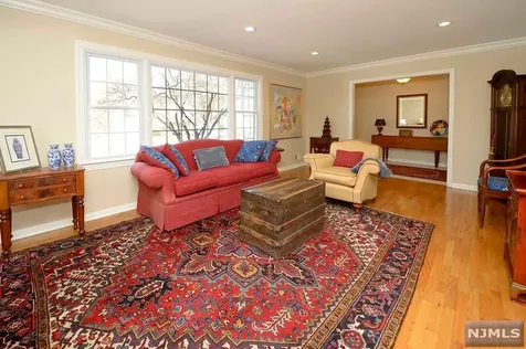 14 Cobblestone Lane Ramsey NJ 07446