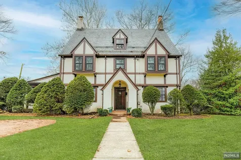 286 Hamilton Avenue Glen Rock NJ 07452
