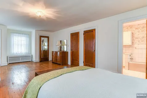 286 Hamilton Avenue Glen Rock NJ 07452