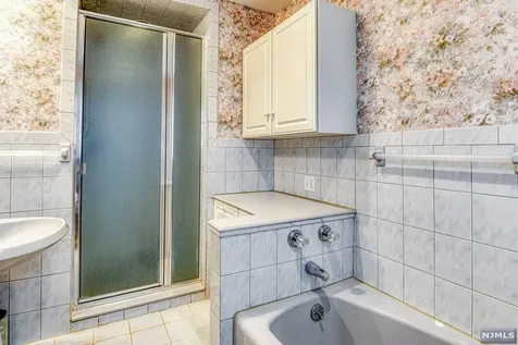 286 Hamilton Avenue Glen Rock NJ 07452
