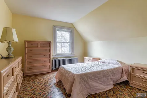 286 Hamilton Avenue Glen Rock NJ 07452