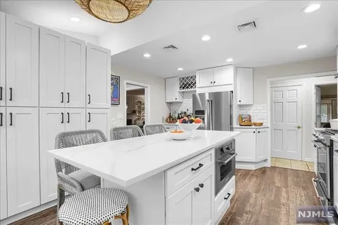 301 Kensington Drive Ridgewood NJ 07450