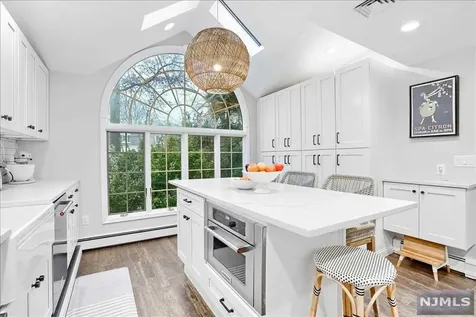 301 Kensington Drive Ridgewood NJ 07450