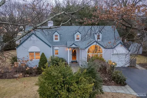 301 Kensington Drive Ridgewood NJ 07450