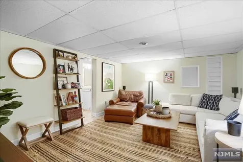 301 Kensington Drive Ridgewood NJ 07450