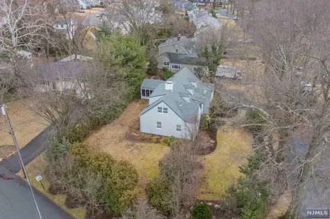 301 Kensington Drive Ridgewood NJ 07450