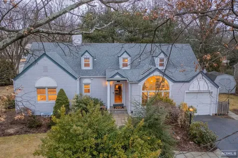 301 Kensington Drive Ridgewood NJ 07450