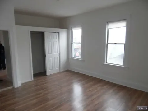 137 Hope Avenue Passaic NJ 07055