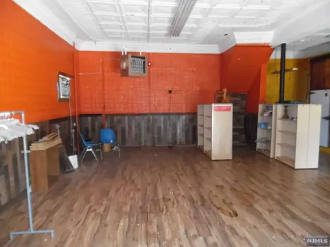 137 Hope Avenue Passaic NJ 07055