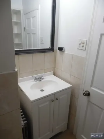 137 Hope Avenue Passaic NJ 07055