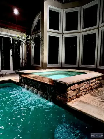 425 Devonshire Drive Franklin Lakes NJ 07417
