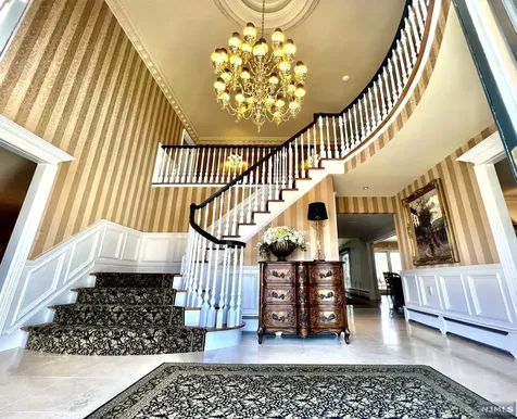 425 Devonshire Drive Franklin Lakes NJ 07417