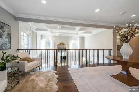 1000 W Saddle River Road Ho-ho-kus NJ 07423