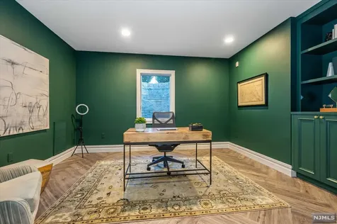 1000 W Saddle River Road Ho-ho-kus NJ 07423