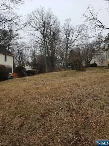 51 Crane Street Caldwell NJ 07006