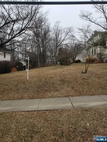 51 Crane Street Caldwell NJ 07006