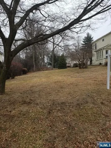 51 Crane Street Caldwell NJ 07006