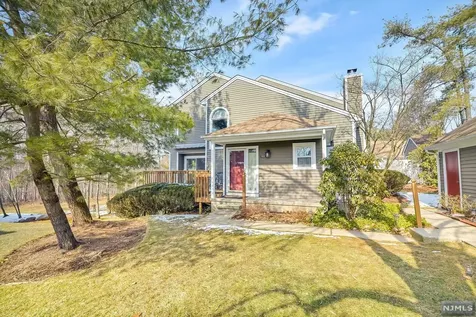 153 Oldwoods Court Mahwah NJ 07430