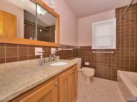 88 Haddenfield Road Clifton NJ 07013