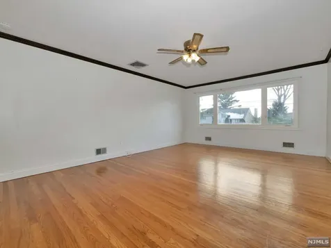 88 Haddenfield Road Clifton NJ 07013