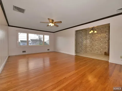 88 Haddenfield Road Clifton NJ 07013