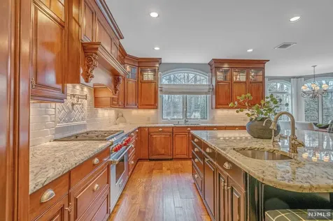 100 Valley Road Allendale NJ 07401