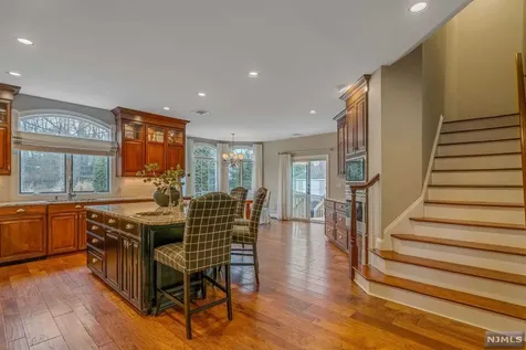 100 Valley Road Allendale NJ 07401