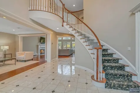 100 Valley Road Allendale NJ 07401