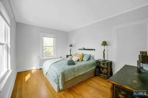 2 Huyler Avenue Tenafly NJ 07670