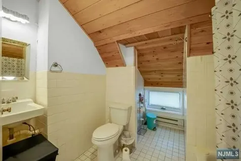 2 Huyler Avenue Tenafly NJ 07670