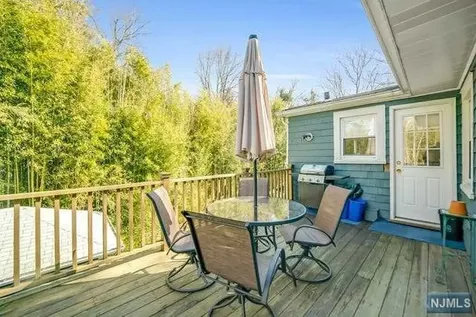 2 Huyler Avenue Tenafly NJ 07670