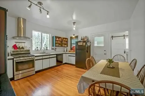 2 Huyler Avenue Tenafly NJ 07670