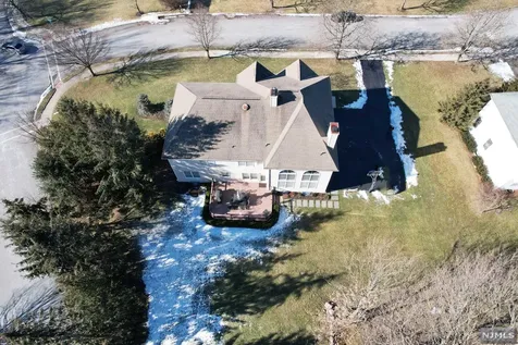 139 Arthur Court Mahwah NJ 07430