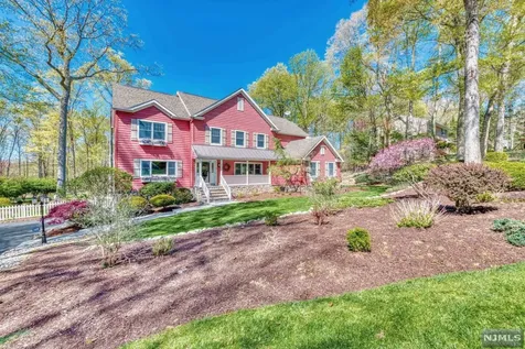 70 Woodcrest Drive Woodcliff Lake NJ 07677