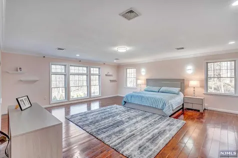 70 Woodcrest Drive Woodcliff Lake NJ 07677