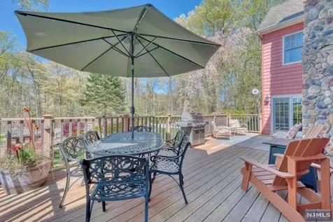 70 Woodcrest Drive Woodcliff Lake NJ 07677